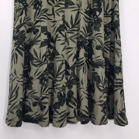 3/$25 Old Navy Tropical Palm Leaf Swing Dress M Short Sleeves A Line Olive Green - Picture 8 of 9